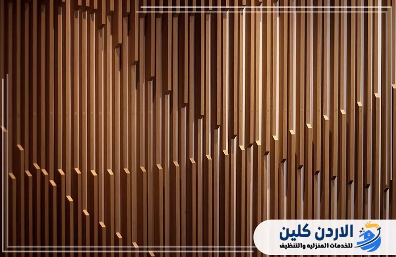 تواصل معنا لتركيب شرائح ديكور بديل الخشب بدقة 0798779667. شرائح خشبية ديكورية بتوزيع هندسي بارز تضيف عمقًا بصريًا وأناقة واضحة للجدران الداخلية في المنازل والمكاتب.